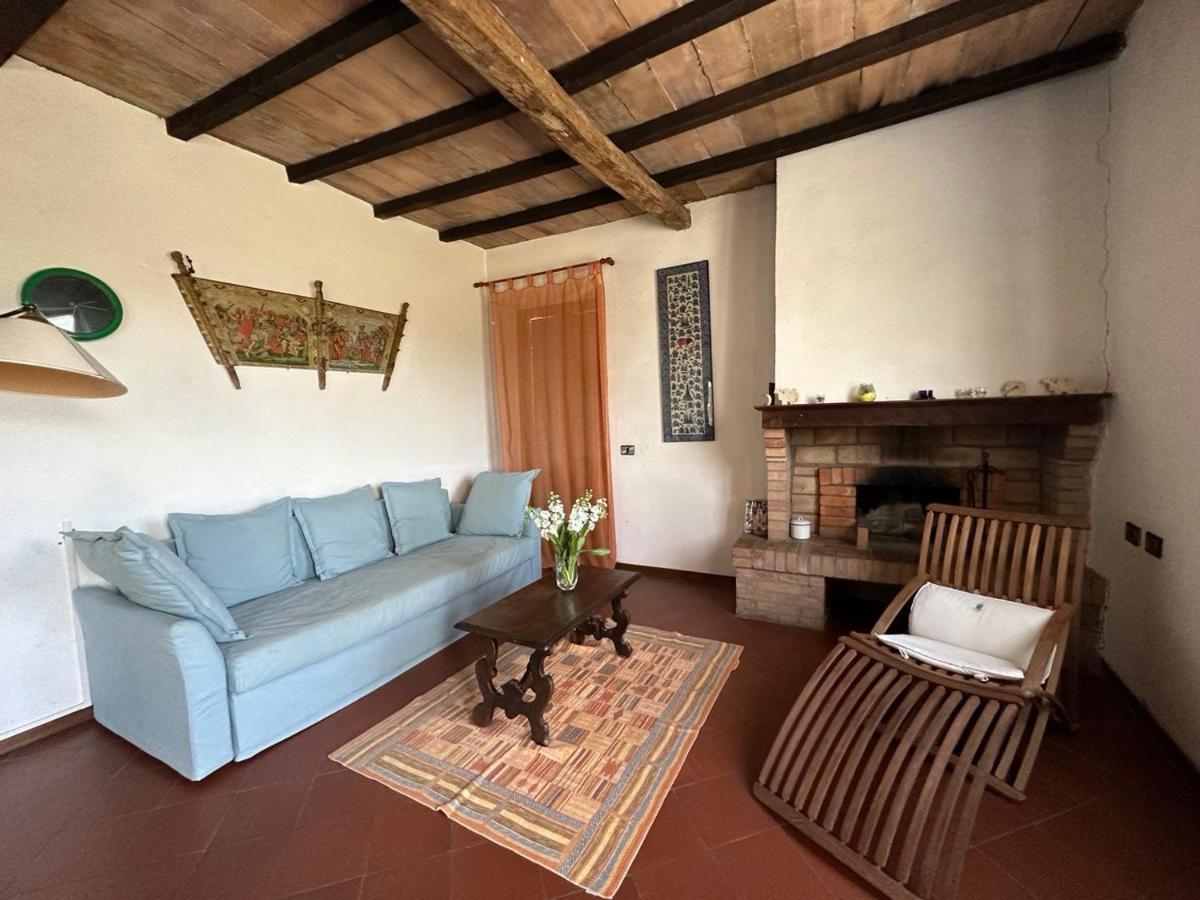 L'Aiolina Apartment Vagliagli Екстериор снимка