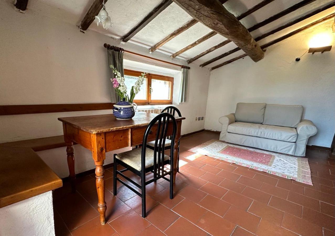 L'Aiolina Apartment Vagliagli Екстериор снимка