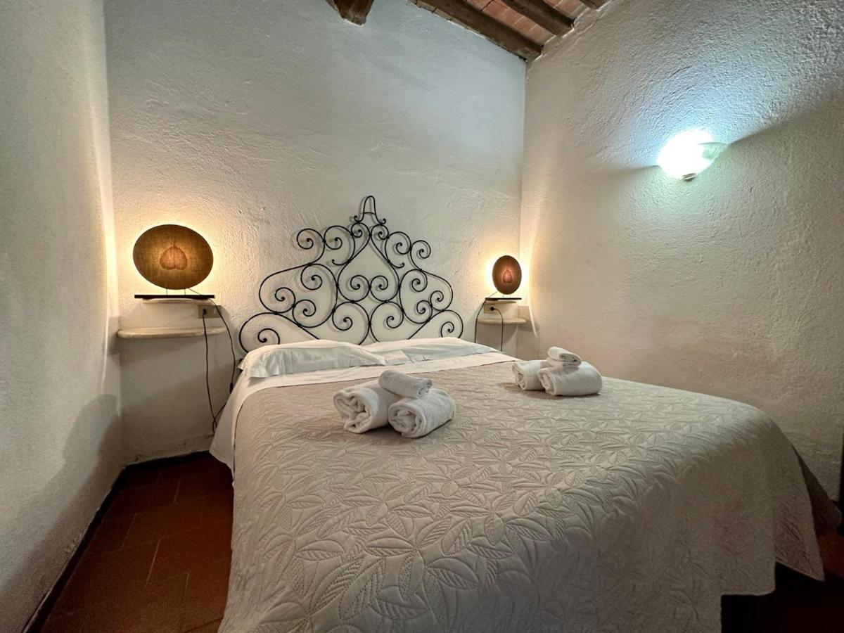 L'Aiolina Apartment Vagliagli Екстериор снимка